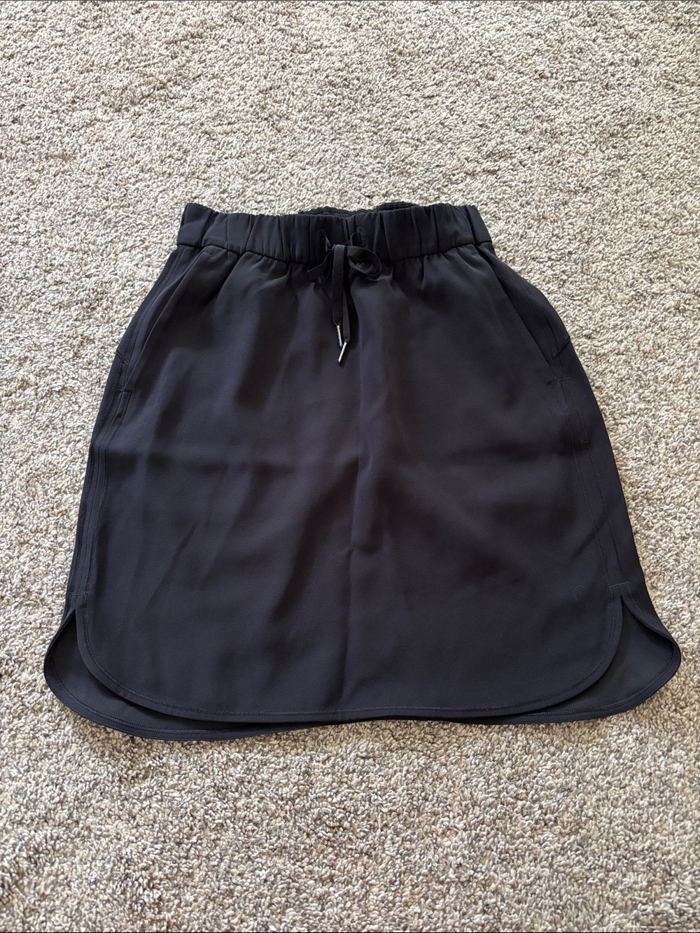 Lululemon On The Fly Skirt *Woven size 6